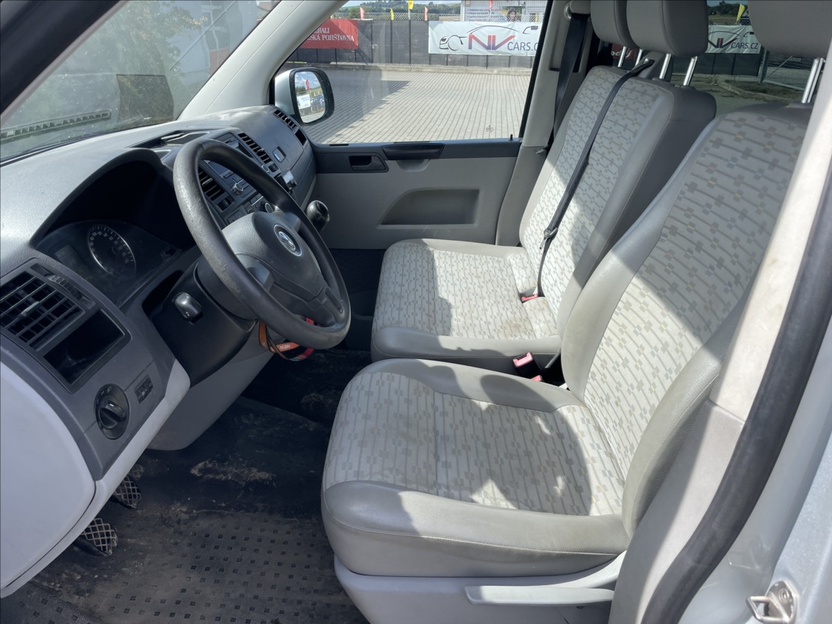 volkswagen-transporter-2-0-tdi-103kw-long-6mist-tazne-bez-koroze - 6