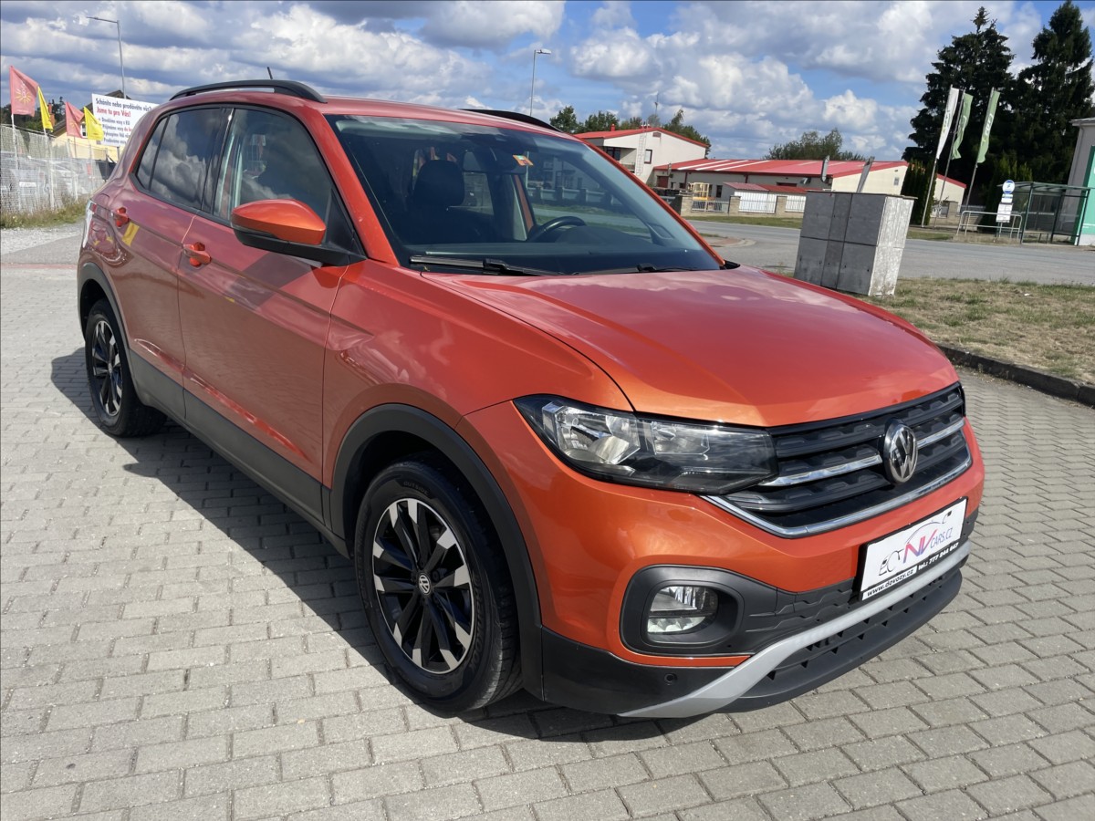 volkswagen-t-cross-1-0-tsi-70kw-radar-klima-odp-dph - 5