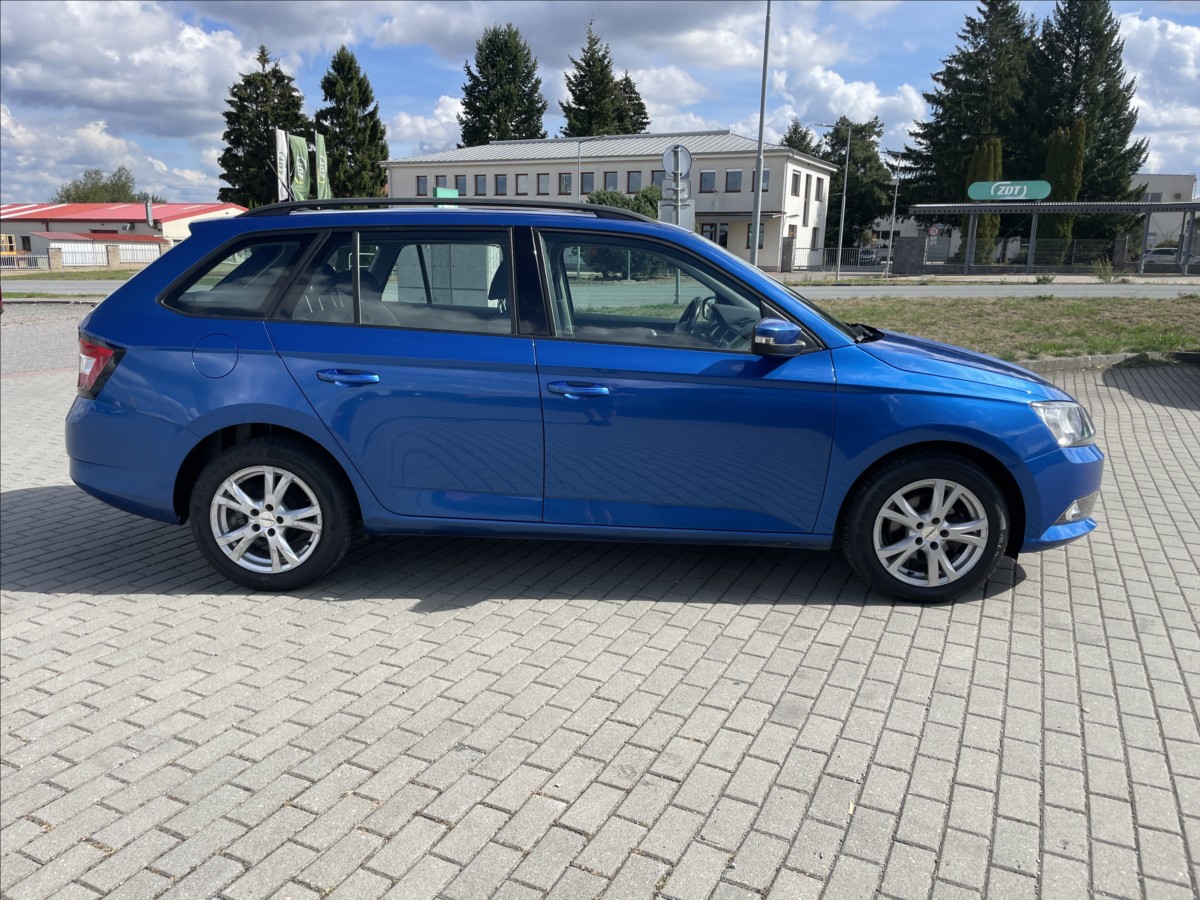 skoda-fabia-1-2-tsi-66kw-ambiente-tazne-tempomat-klima - 4