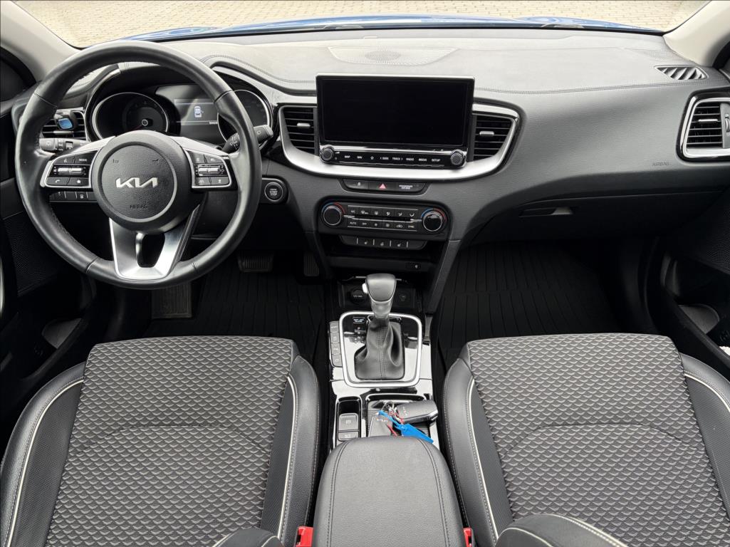 kia-xceed-1-5-t-gdi-gpf-7dct-top - 7