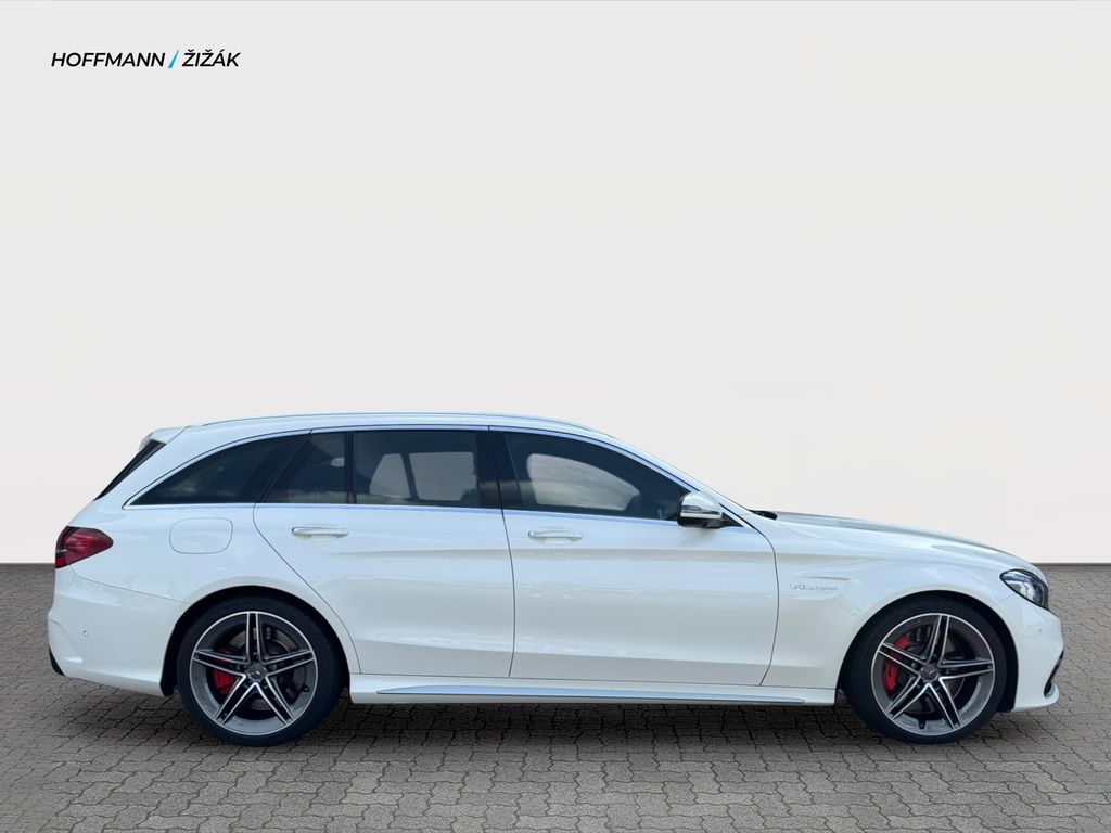 mercedes-benz-tridy-c-63s-amg - 3
