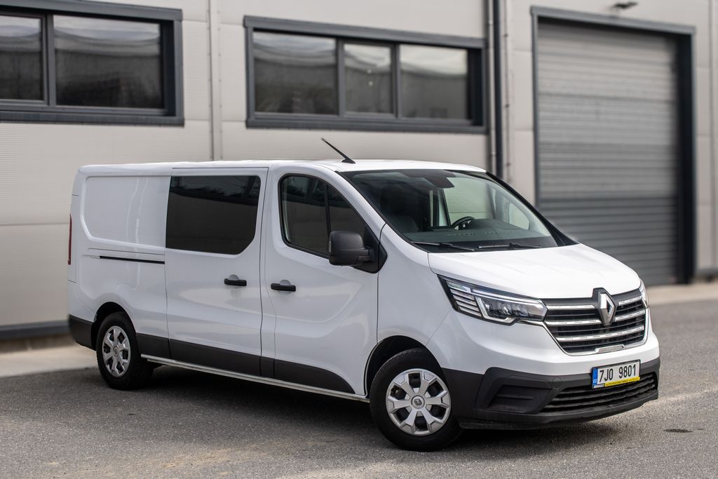 renault-trafic - 2