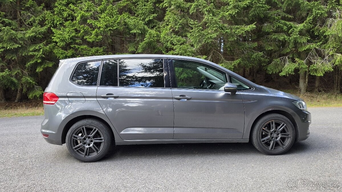volkswagen-touran-1-6-tdi-2016 - 3