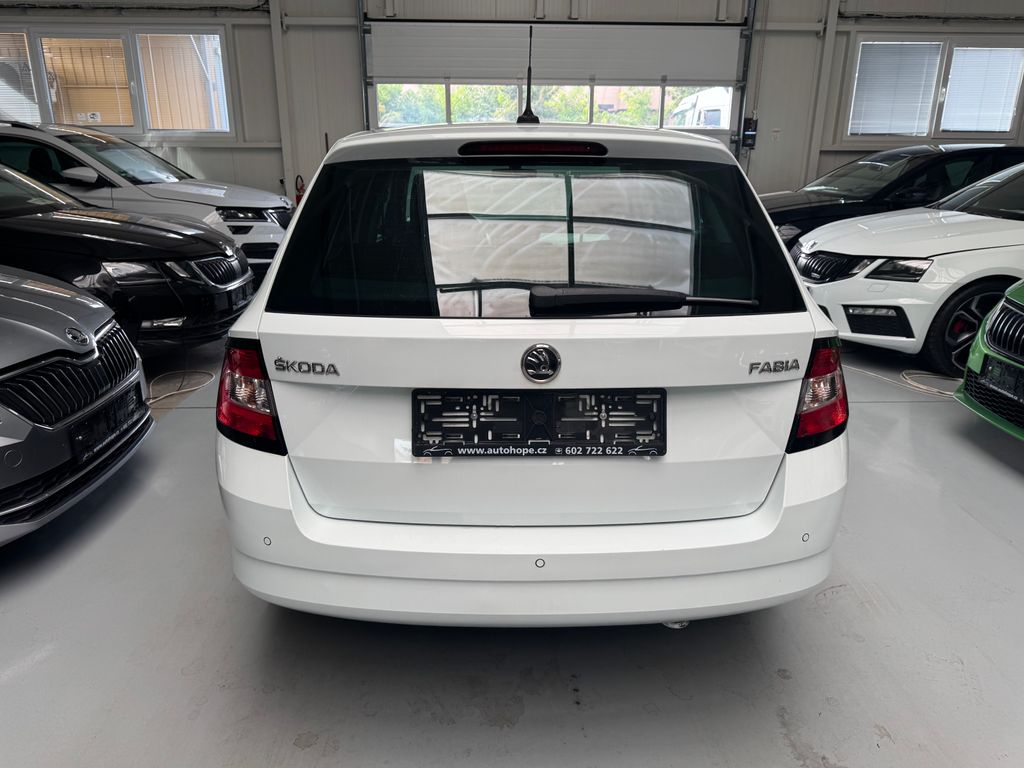 skoda-fabia-combi-1-0-tsi-ambition-drive - 4