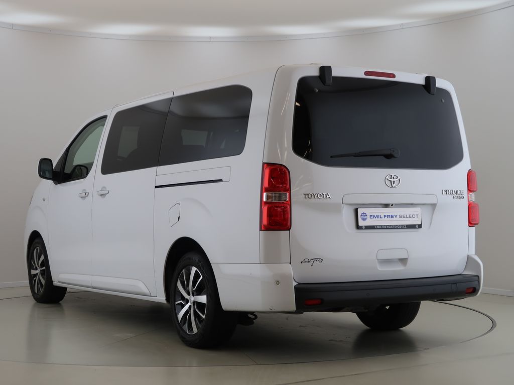 toyota-proace-verso-2-0-d-4d-l2-family-manual-cz-1maj - 6
