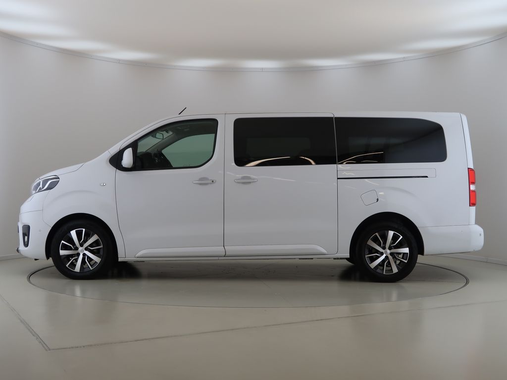 toyota-proace-verso-2-0-d-4d-l2-family-manual-cz-1maj - 7
