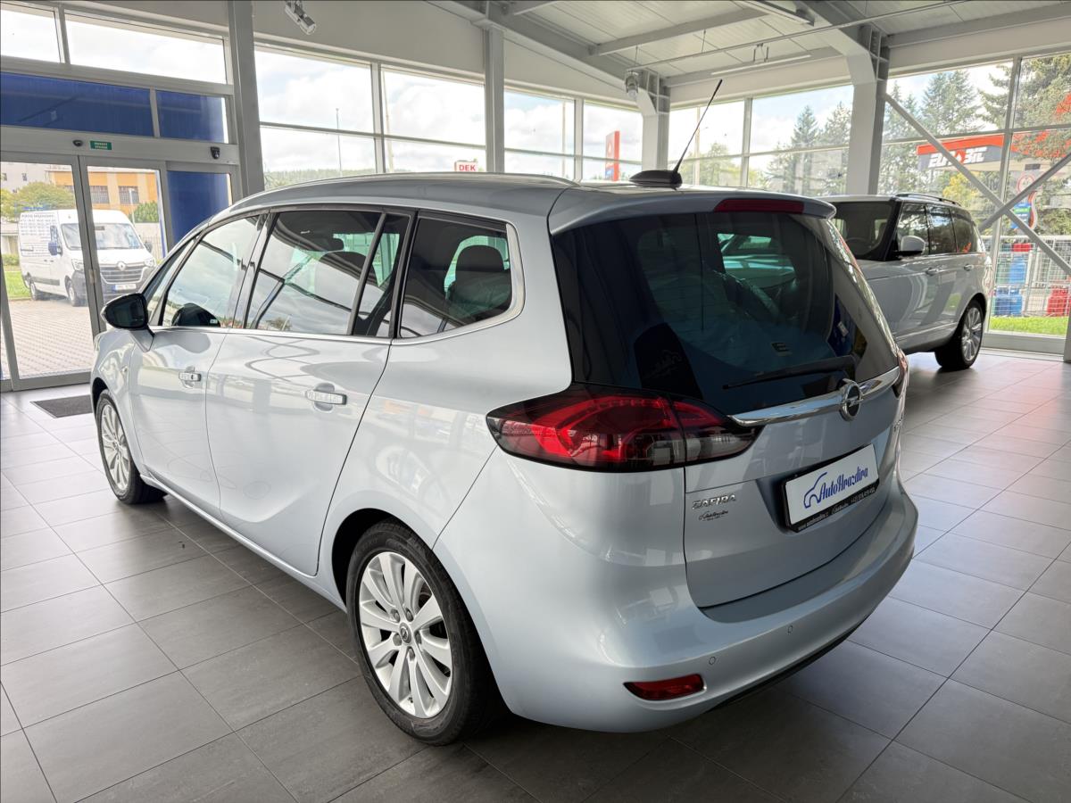 opel-zafira-1-4-103kw-serviska-2-maj-7mist - 3