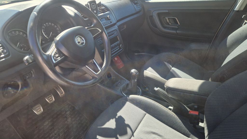skoda-roomster-1-6-tdi - 5