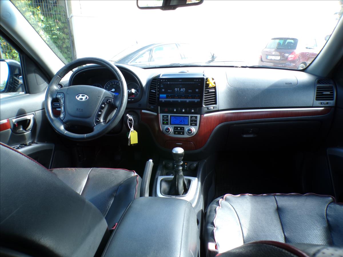hyundai-santa-fe-2-2-crdi-7-mist-tazne-zarizeni - 6