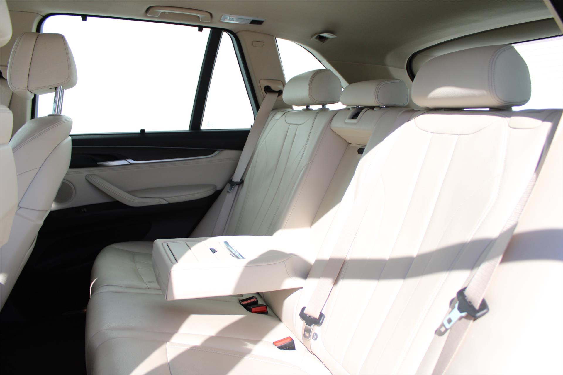bmw-x5-xdrive-30d-190kw-zachovaly-vuz - 9