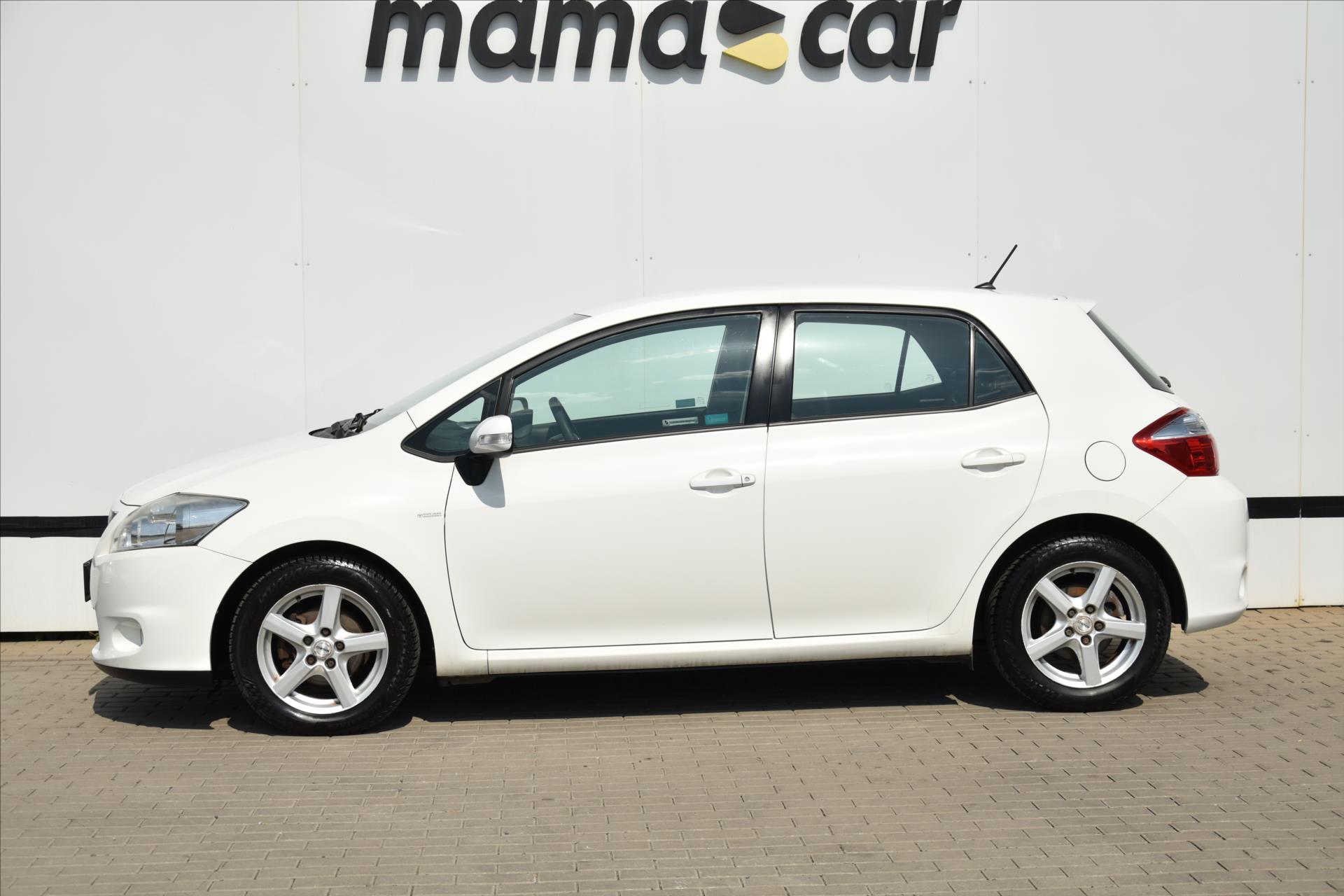 toyota-auris-1-6-vvt-i-97kw-cr - 3