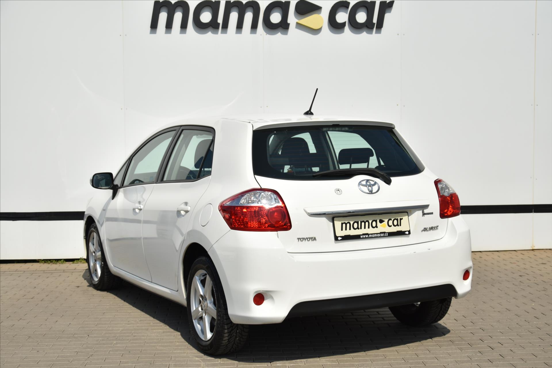 toyota-auris-1-6-vvt-i-97kw-cr - 4