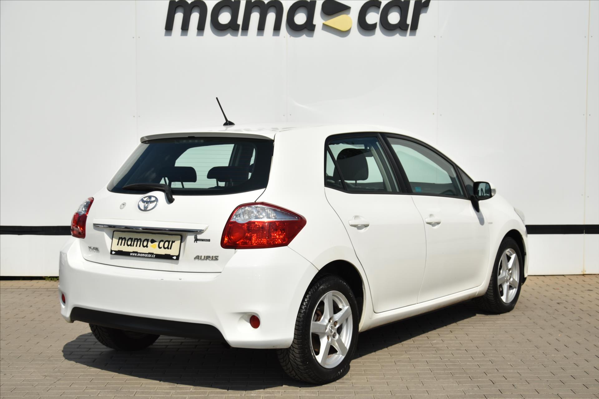 toyota-auris-1-6-vvt-i-97kw-cr - 6