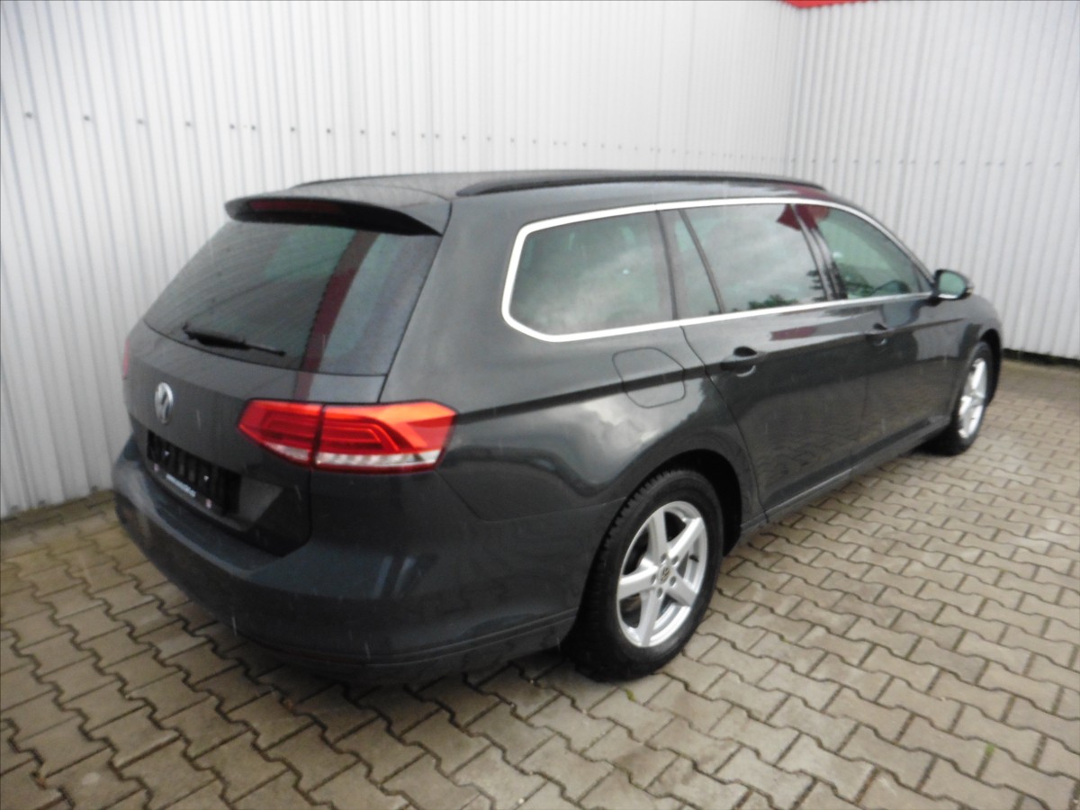 volkswagen-passat-variant-1-4-tsi-comfortline - 3