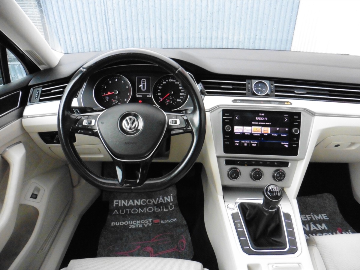 volkswagen-passat-variant-1-4-tsi-comfortline - 8