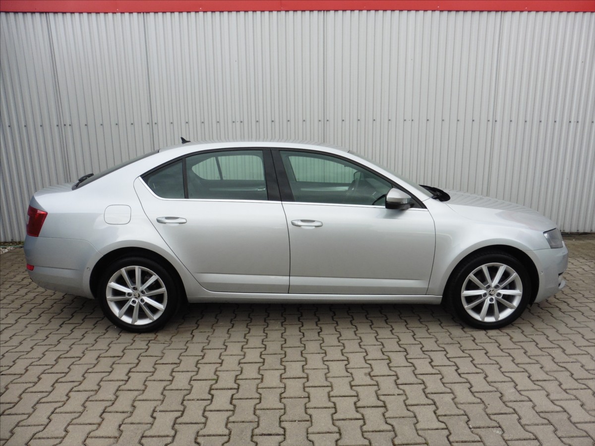 skoda-octavia-iii1-4-tsi-style-navi - 4