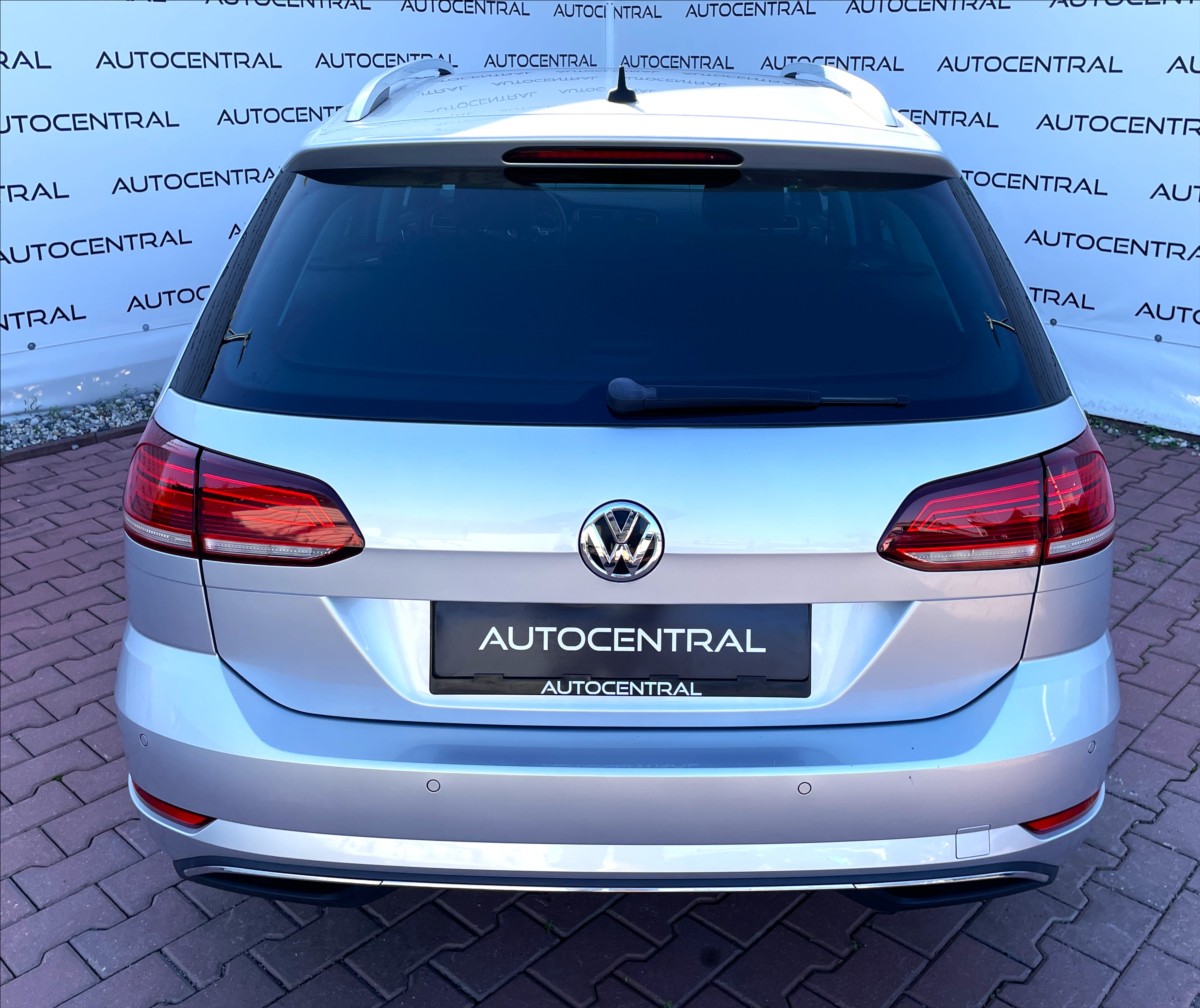 volkswagen-golf-1-6-tdi-join-85kw-po-servisu - 4