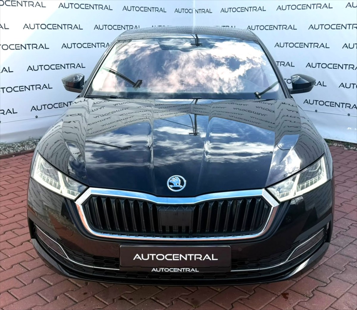 skoda-octavia-2-0-tdi-110kw-style-dsg-4x4 - 1