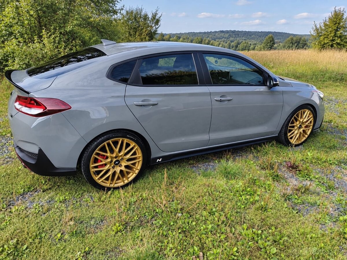 hyundai-i30-2-0-fastback-n-performance - 2