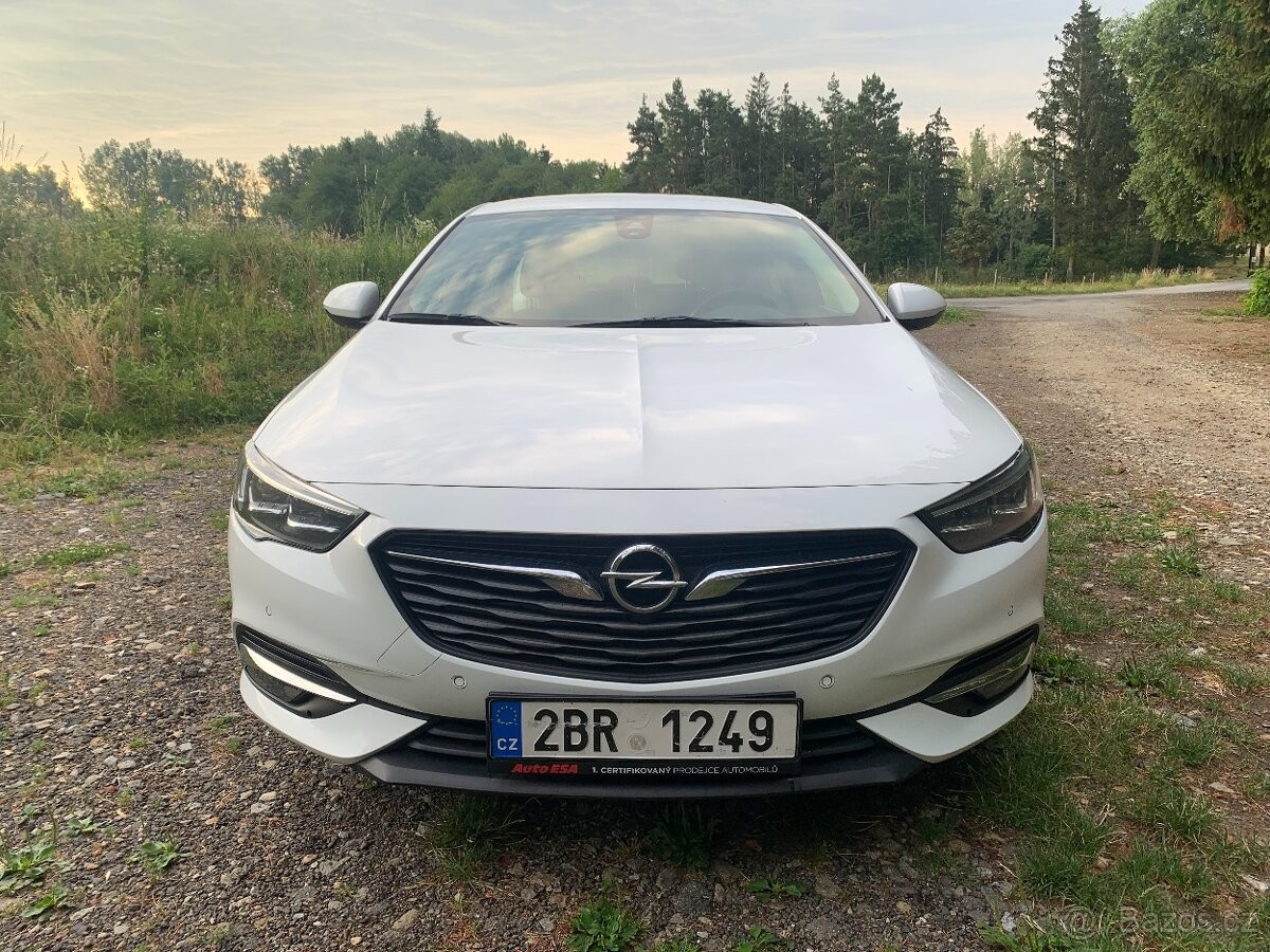 Opel Insignia 2,0   CDTI, STK do 5/28, zimní pneu
