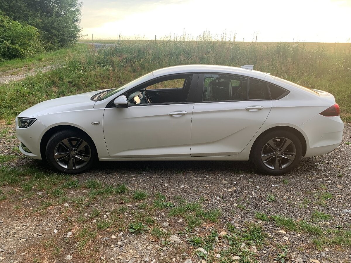 opel-insignia-2-0-cdti-stk-do-5-28-zimni-pneu - 1
