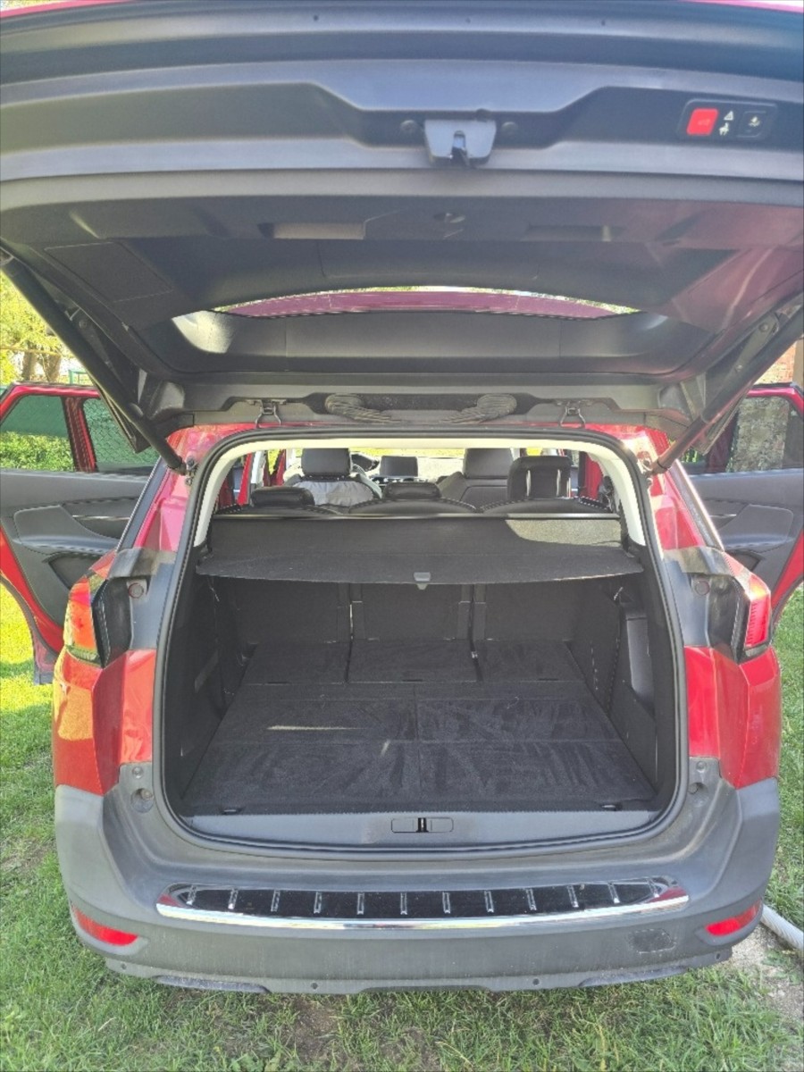 peugeot-5008-1-5-59-000-km-1-majitel-v-zaruce - 4