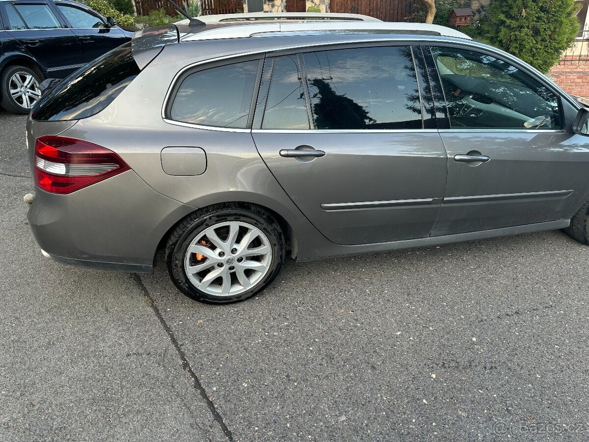 renault-laguna-2-0-iii-dci-127-kw-189-tis - 4