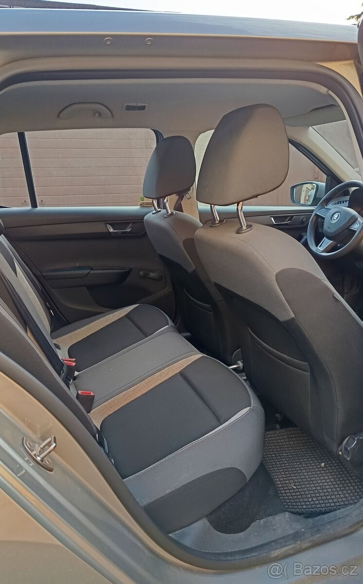 skoda-fabia-1-0-mpi-44-kw-2015-42-tis-km - 6