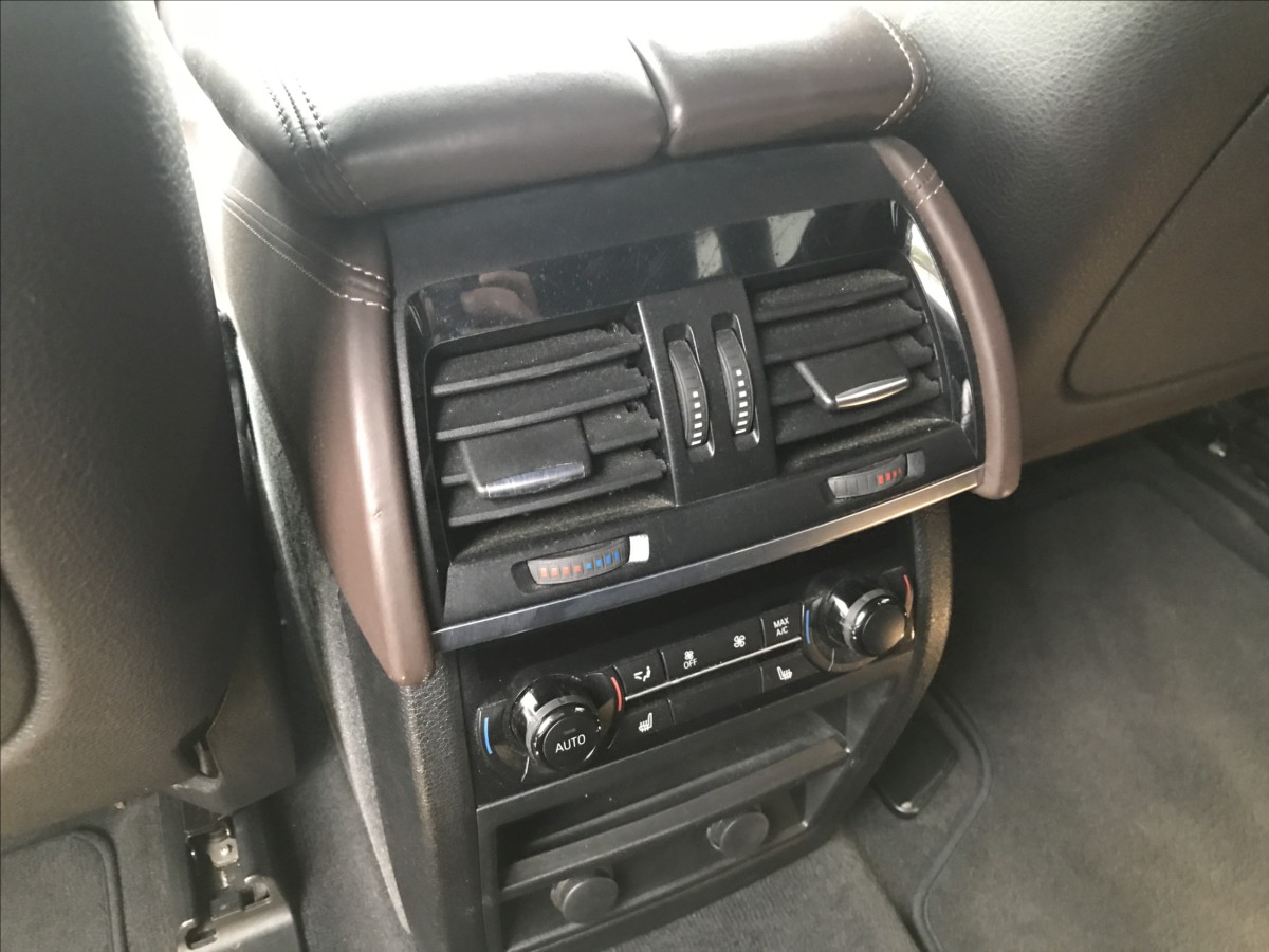 bmw-x5-3-0-40d-xdrive-230kw-top - 8