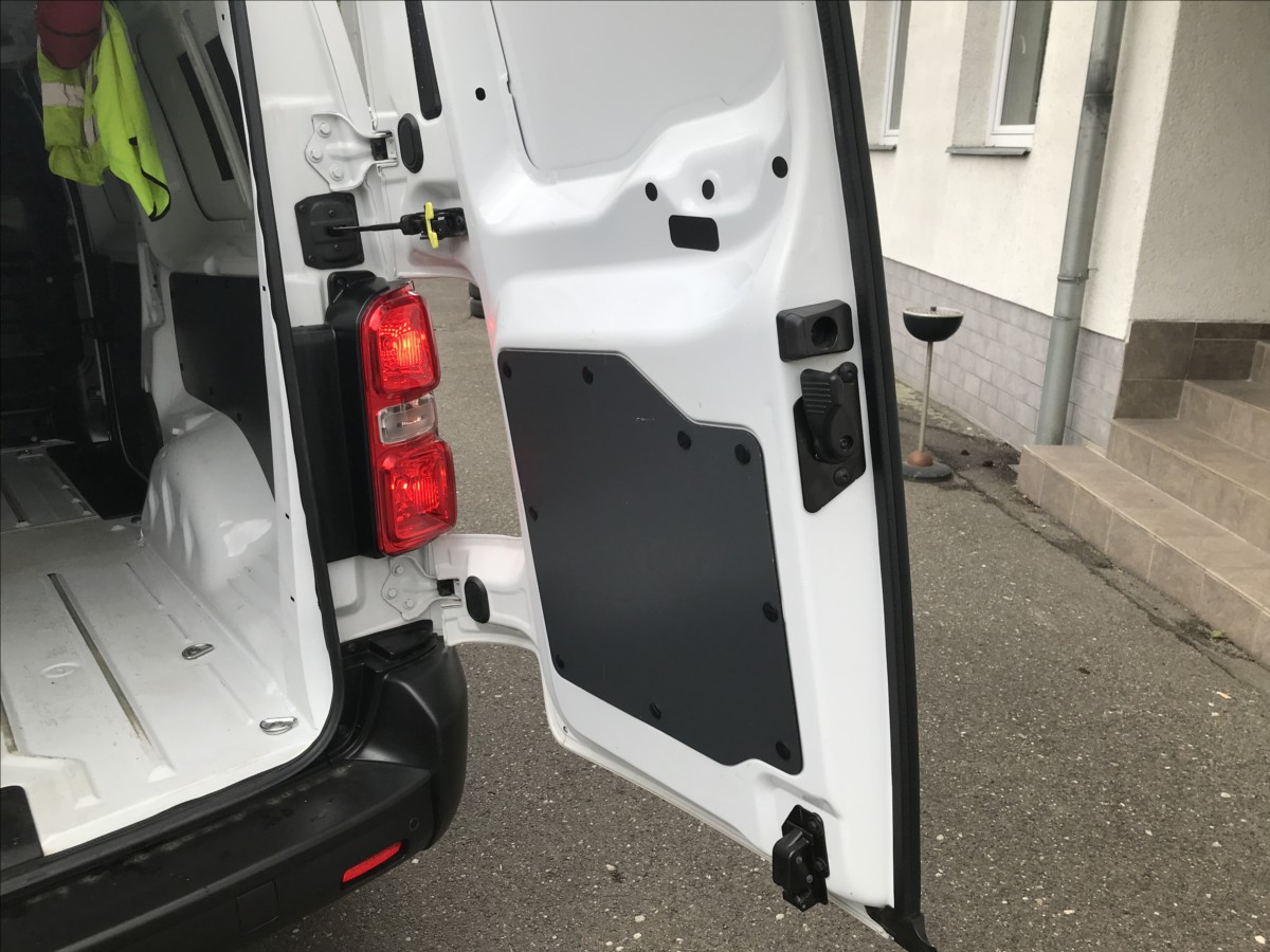 toyota-proace-2-0-d-106kw-3mista - 8