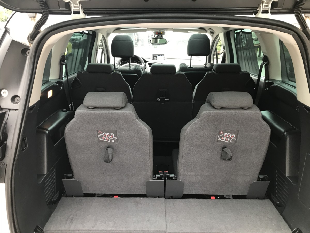 peugeot-5008-1-6-hdi-88kw-automat - 6