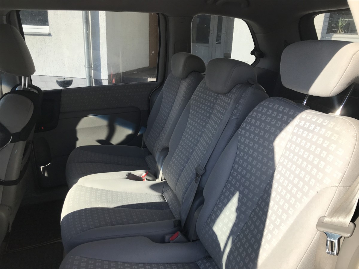 kia-carnival-2-9-crdi-7mist - 9