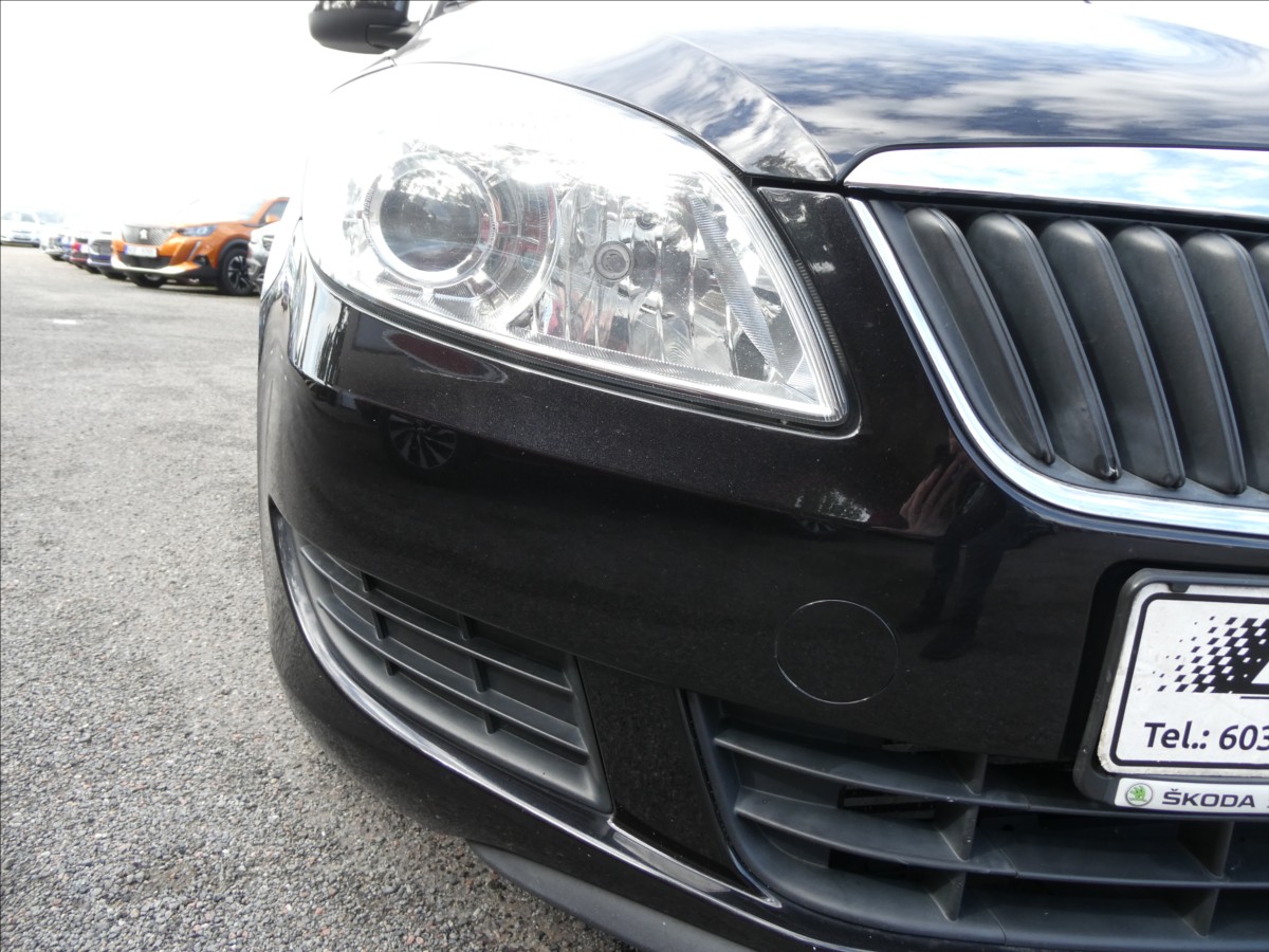skoda-roomster-1-6-tdi-66kw-auto-klima-serviska - 4