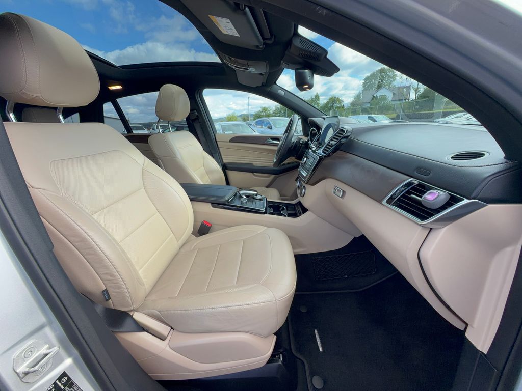 mercedes-benz-gle-350-d-coupe-4matic - 9