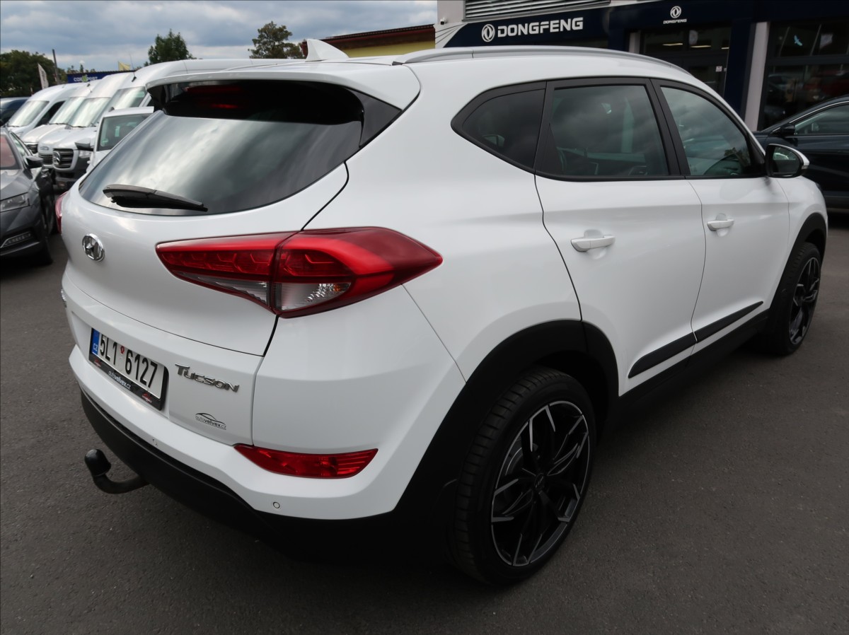 hyundai-tucson-1-7-crdi-85kw-1majcr-navi-tazne - 2