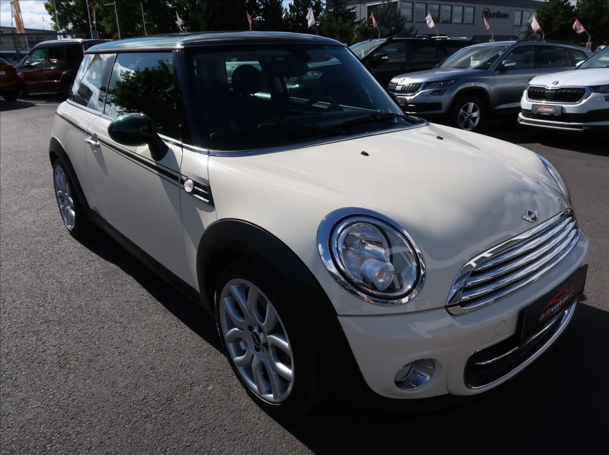 mini-cooper-1-6-i-90kw-1majcr-automat-53tkm - 1