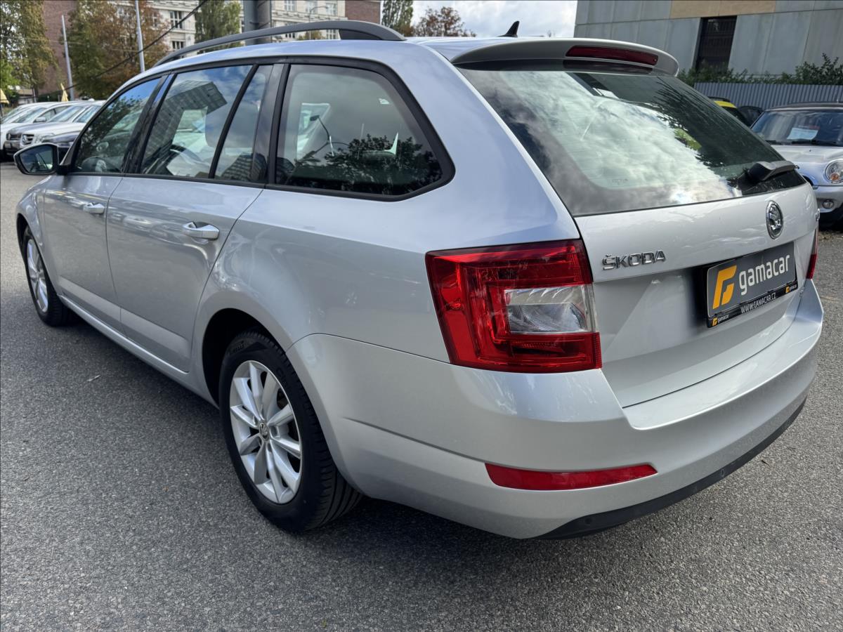 skoda-octavia-2-0-4x4-xenon-bez-koroze - 7