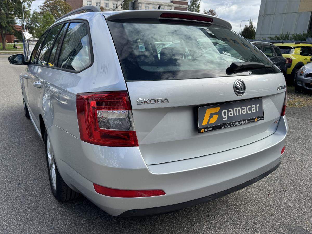 skoda-octavia-2-0-4x4-xenon-bez-koroze - 8
