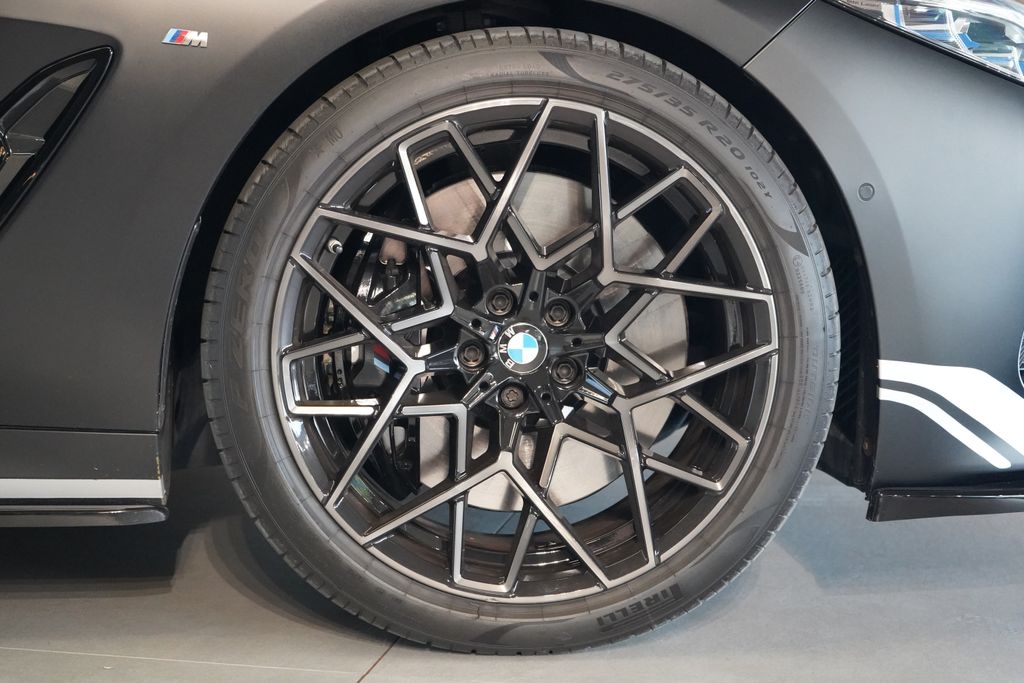 bmw-rada-8-m850i-xdrive-golden-thunder - 6