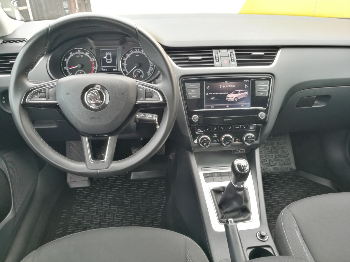 skoda-octavia-1-5-tsi-1-majitel-kombi - 4
