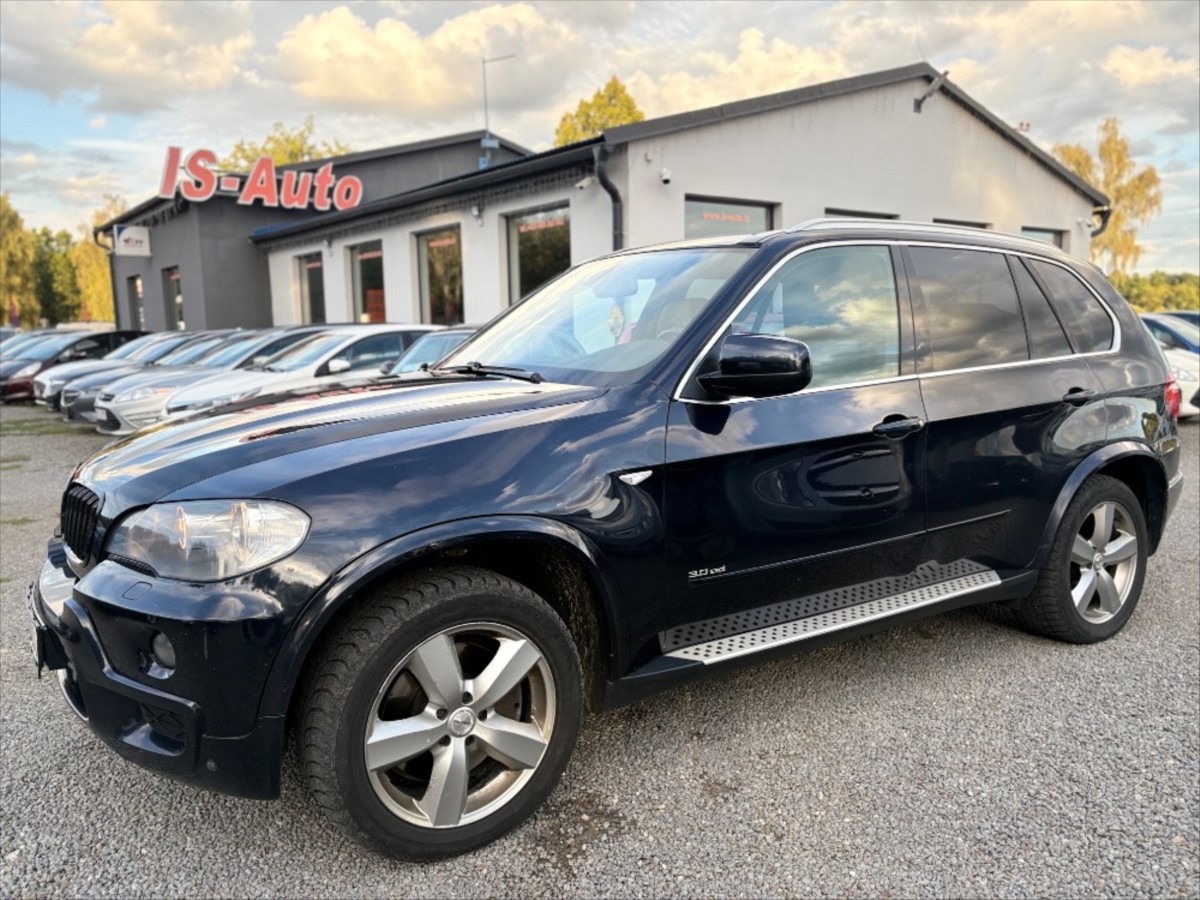 BMW X5 3,0 SD  4X4  7 MÍST