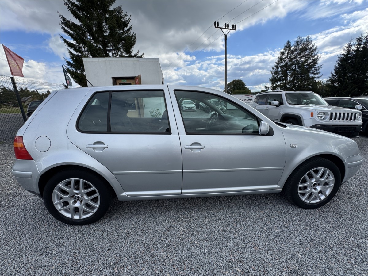 volkswagen-golf-1-6-i-77kw - 7