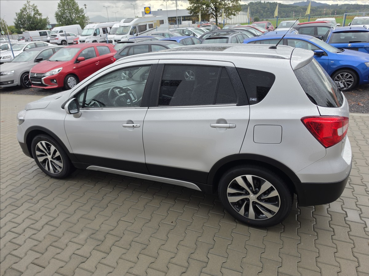 suzuki-s-cross-1-4-mild-hybrid-allgrip-premium - 8