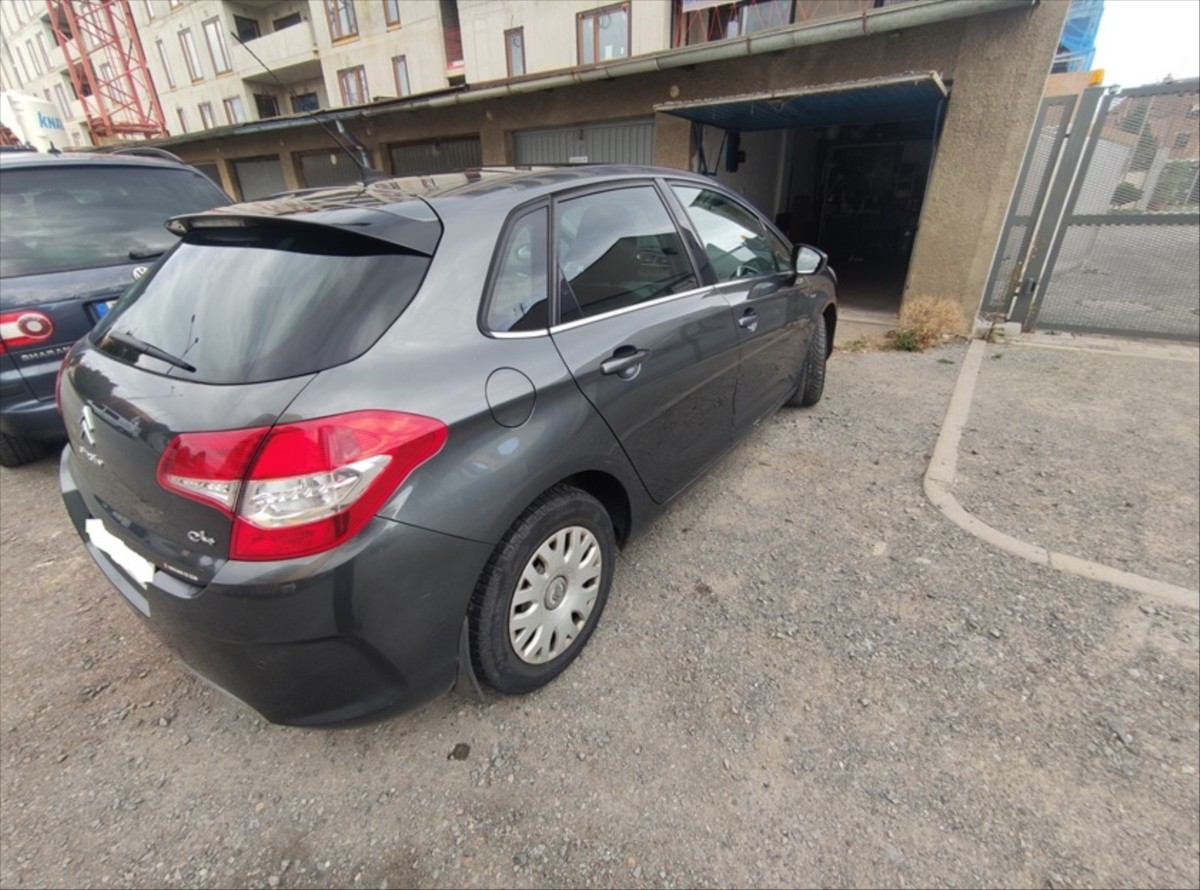 citroen-c4-1-6-vti - 4