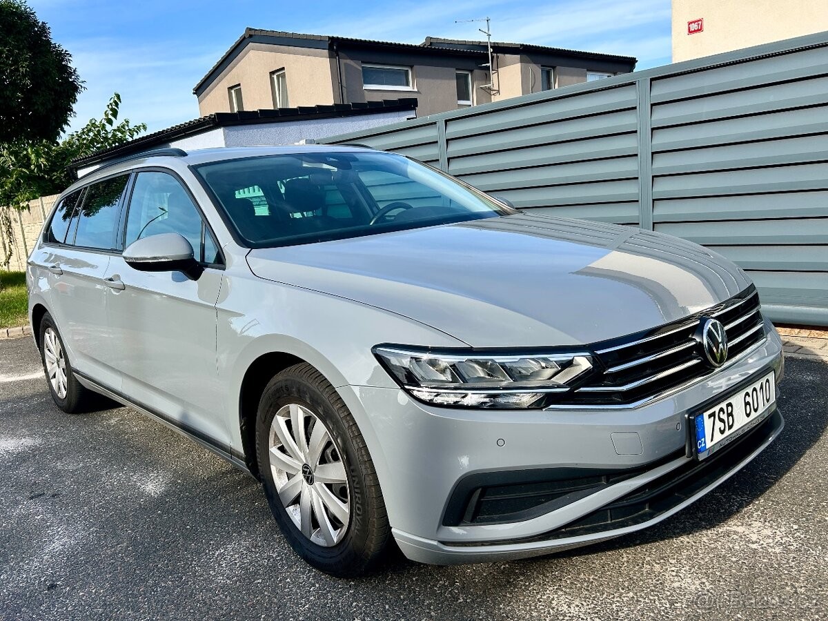 Volkswagen Passat 2,0   TDi 90kW B8 DSG KAMERA NOVÁ ST