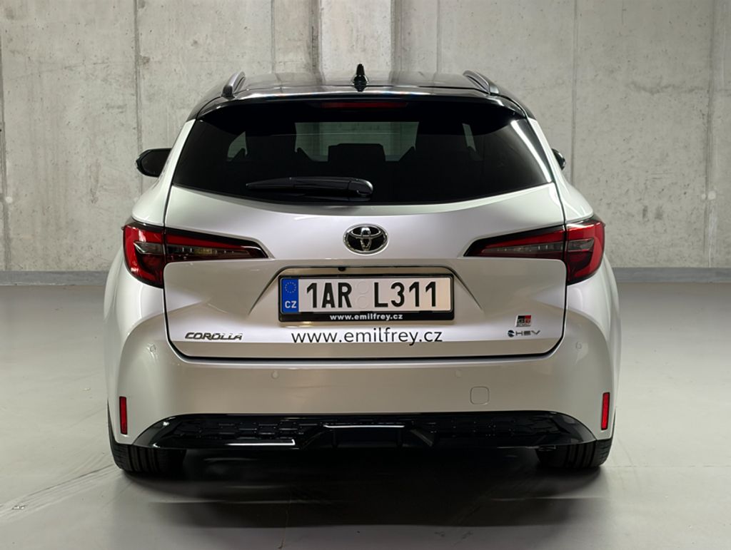 toyota-corolla-2-0-hev-gr-sport - 5
