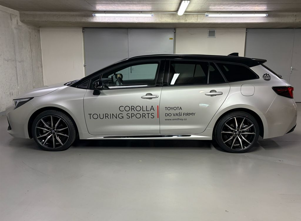 toyota-corolla-2-0-hev-gr-sport - 7