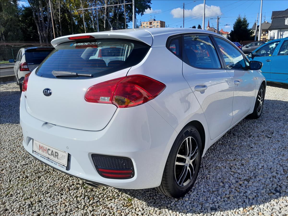 kia-ceed-1-6i-99kw - 6