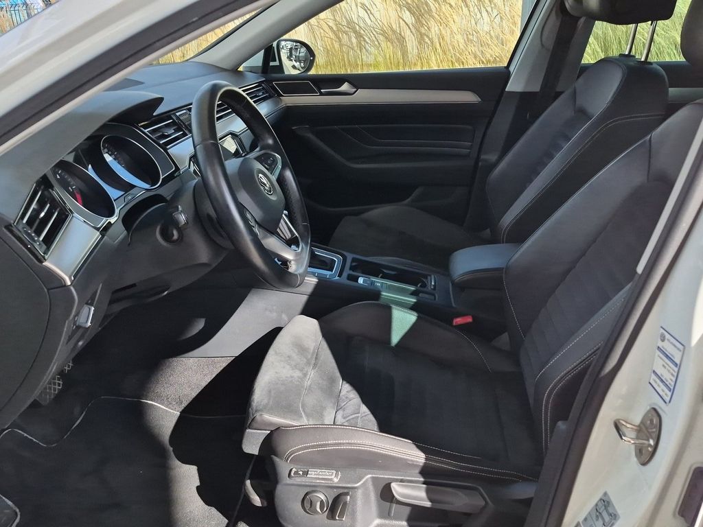 volkswagen-passat-elegance-variant-2-0-tdi-110kw - 8