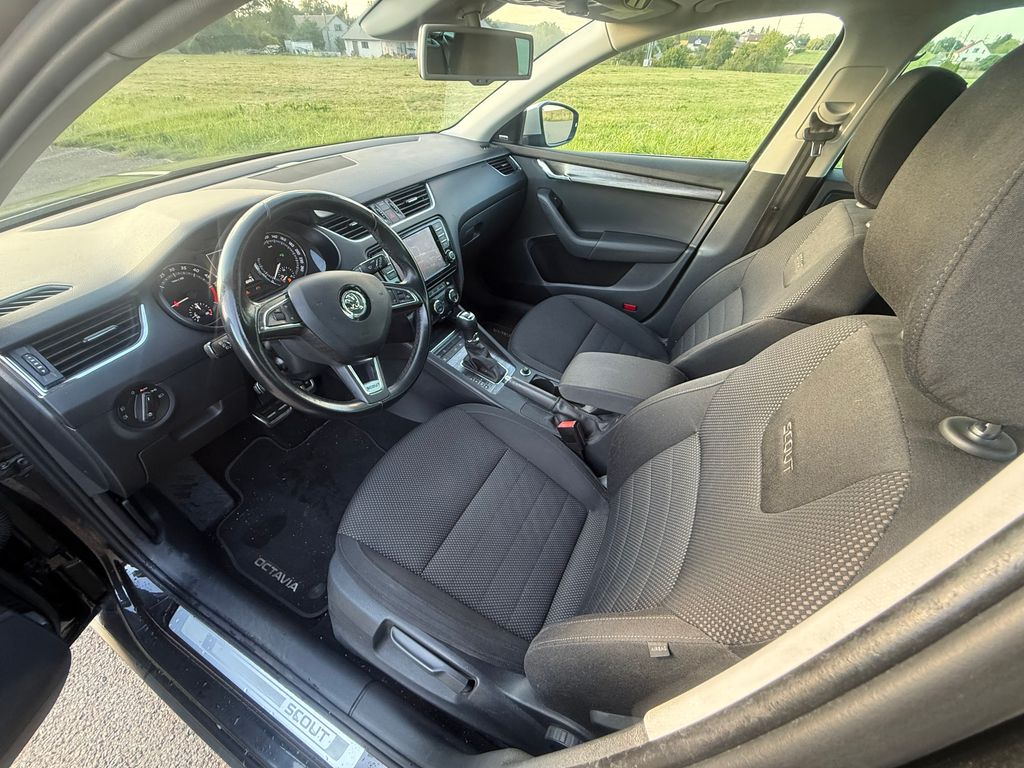 skoda-octavia-2-0-tdi-scout-4x4-dsg-tz - 9
